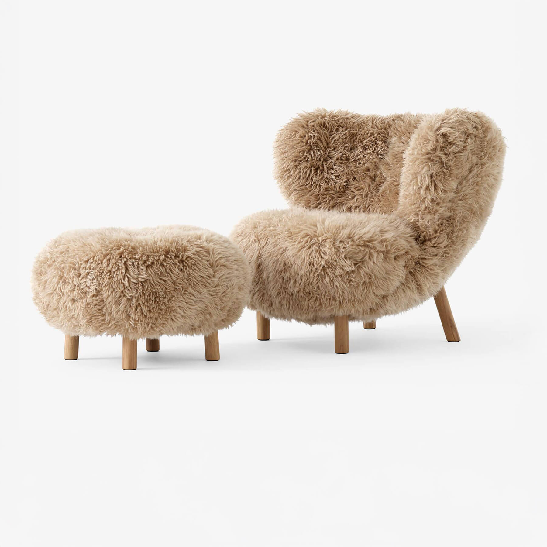 &Tradition VB1 Little Petra Chair with Footstool