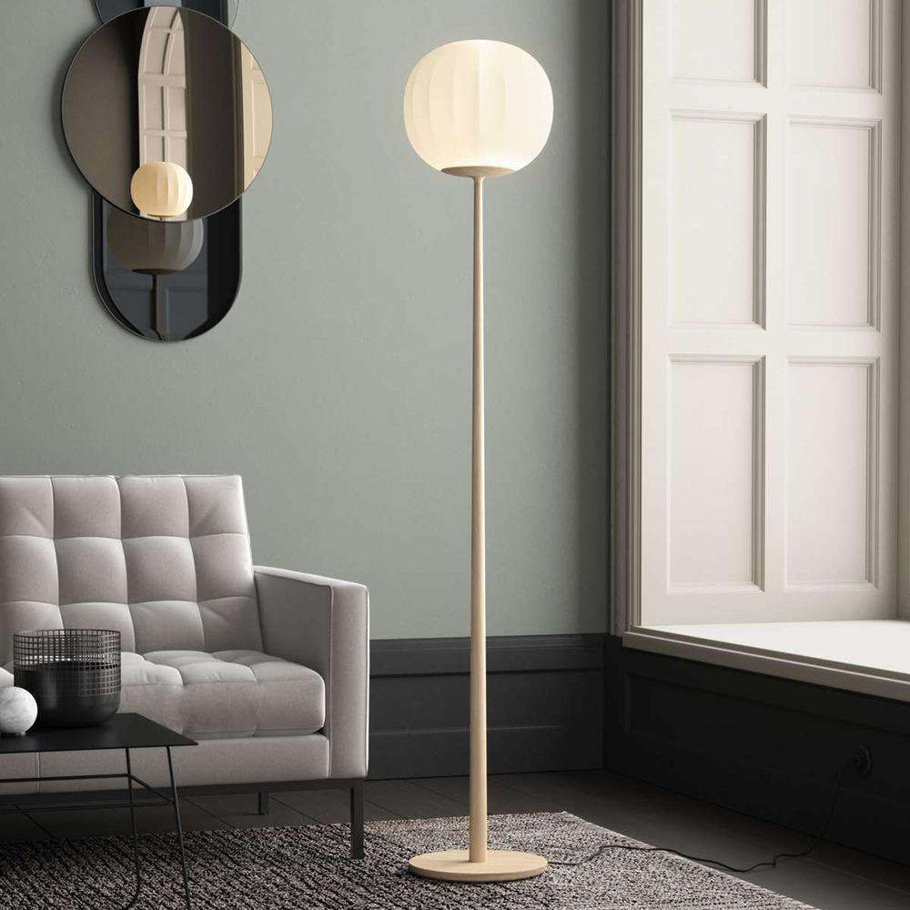 Outlet Lita Floor Lamp