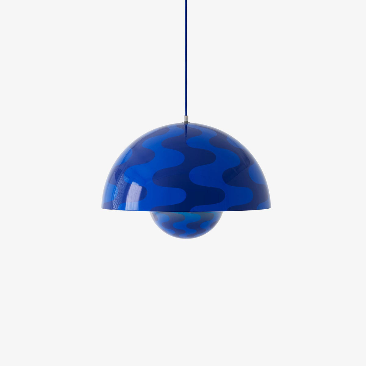 &Tradition VP2 Flowerpot Pendant Light