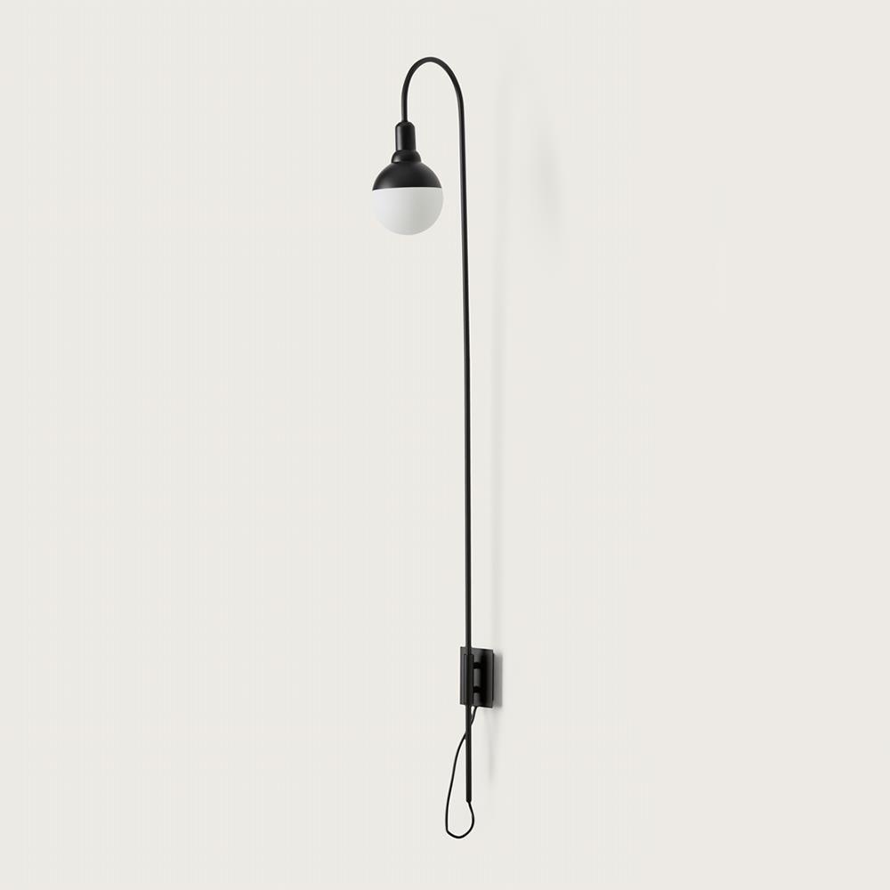 Aromas Helmet Curve Wall Light
