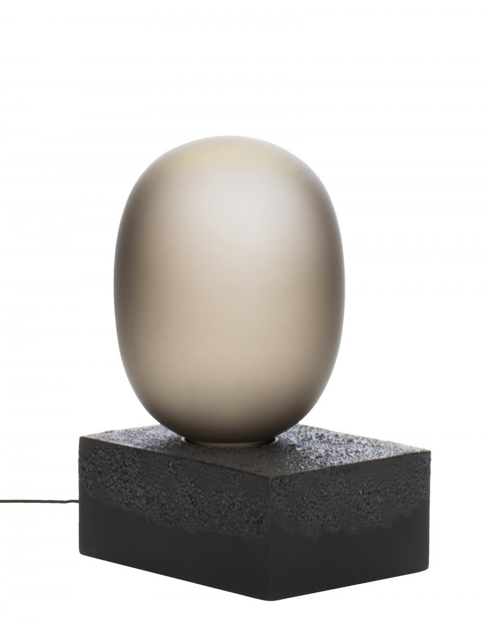 Magma table lamp