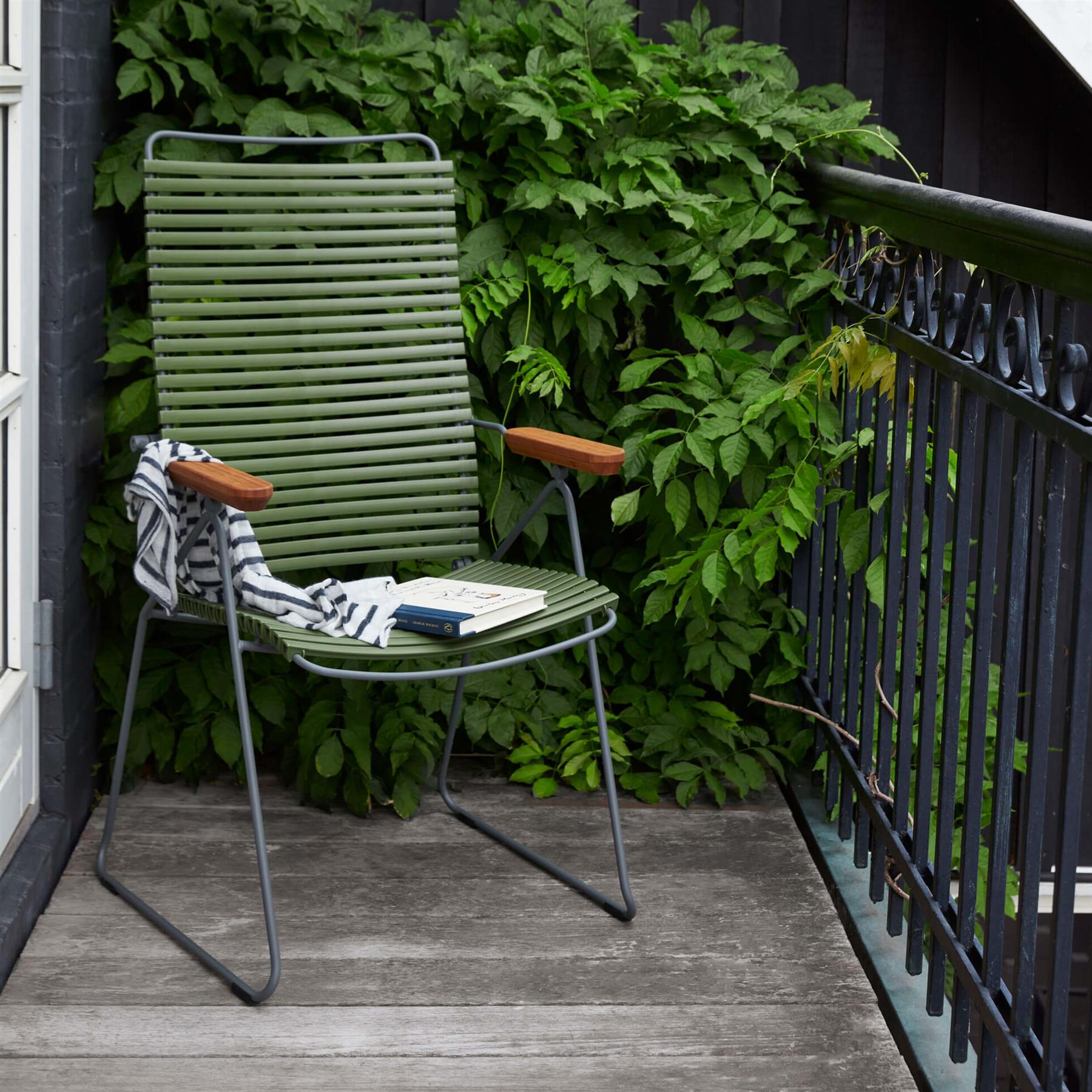 HOUE Click Position Chair