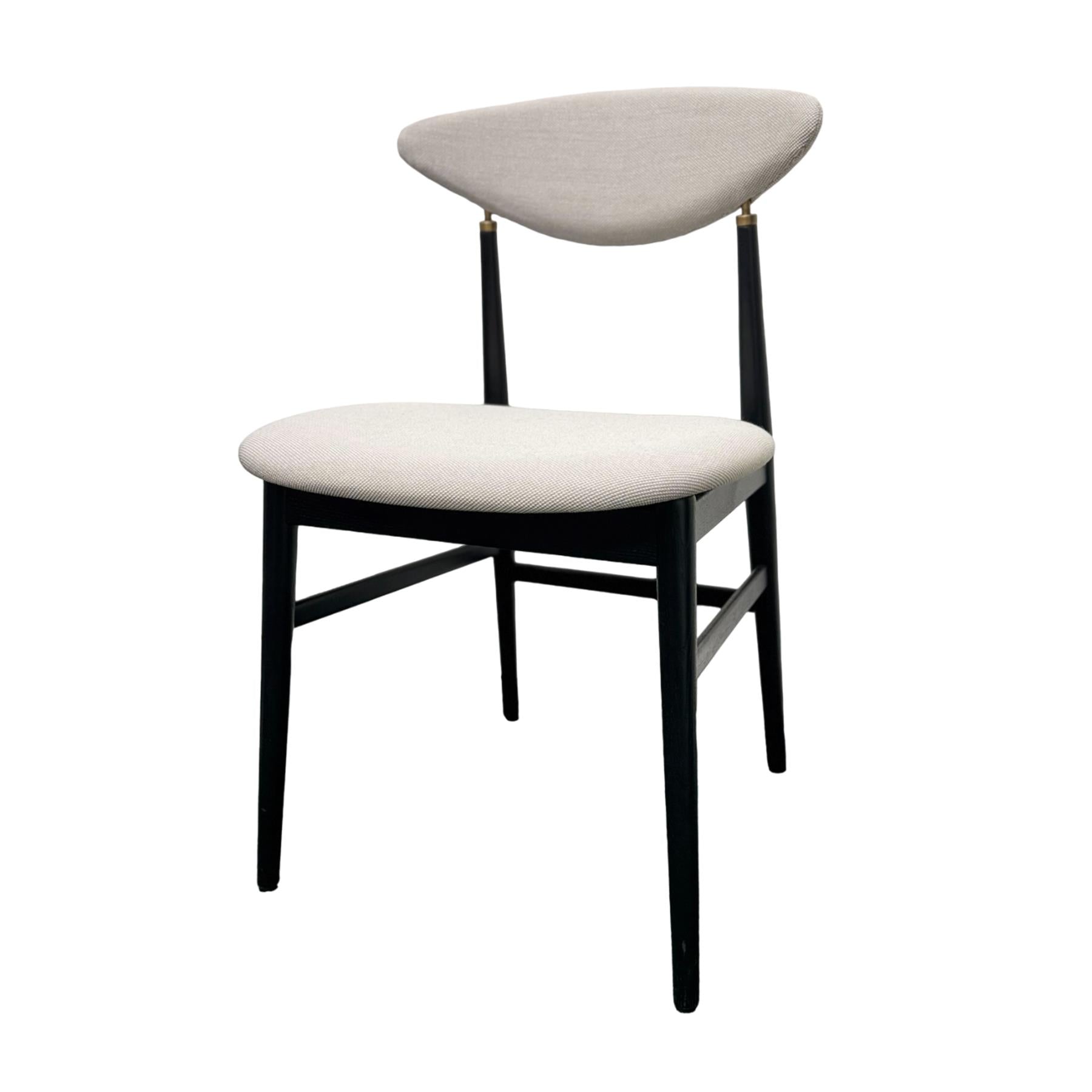Ex-Display Gubi Gent Chair : Steelcut Trio & Black Ash