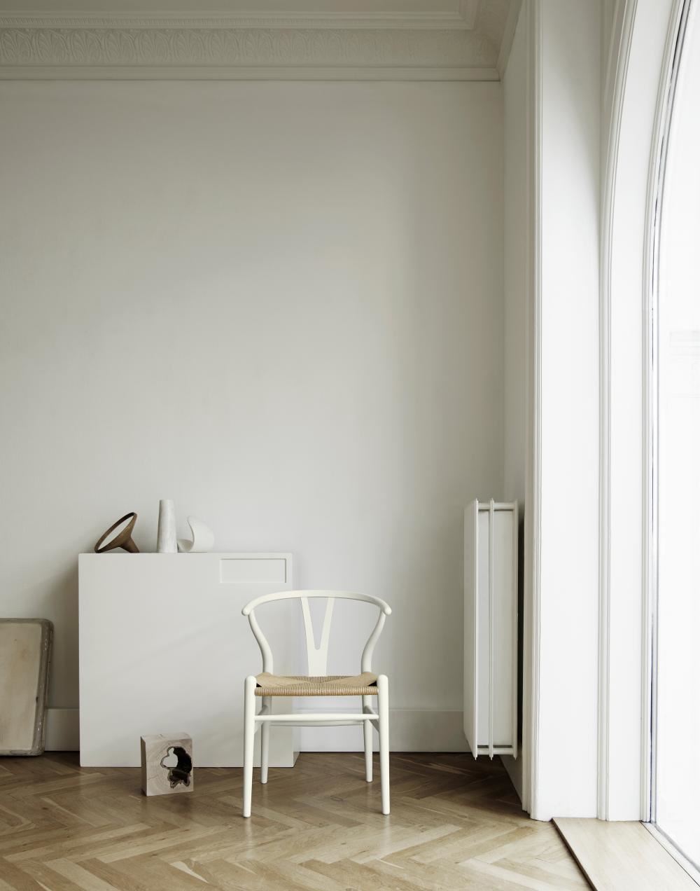 Carl Hansen & Son CH24 Wishbone Chair - Soft Coloured Frame