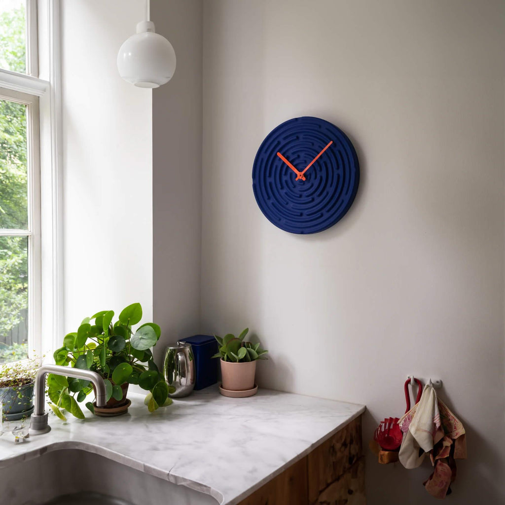 Raawii Minos Ceramic Clock