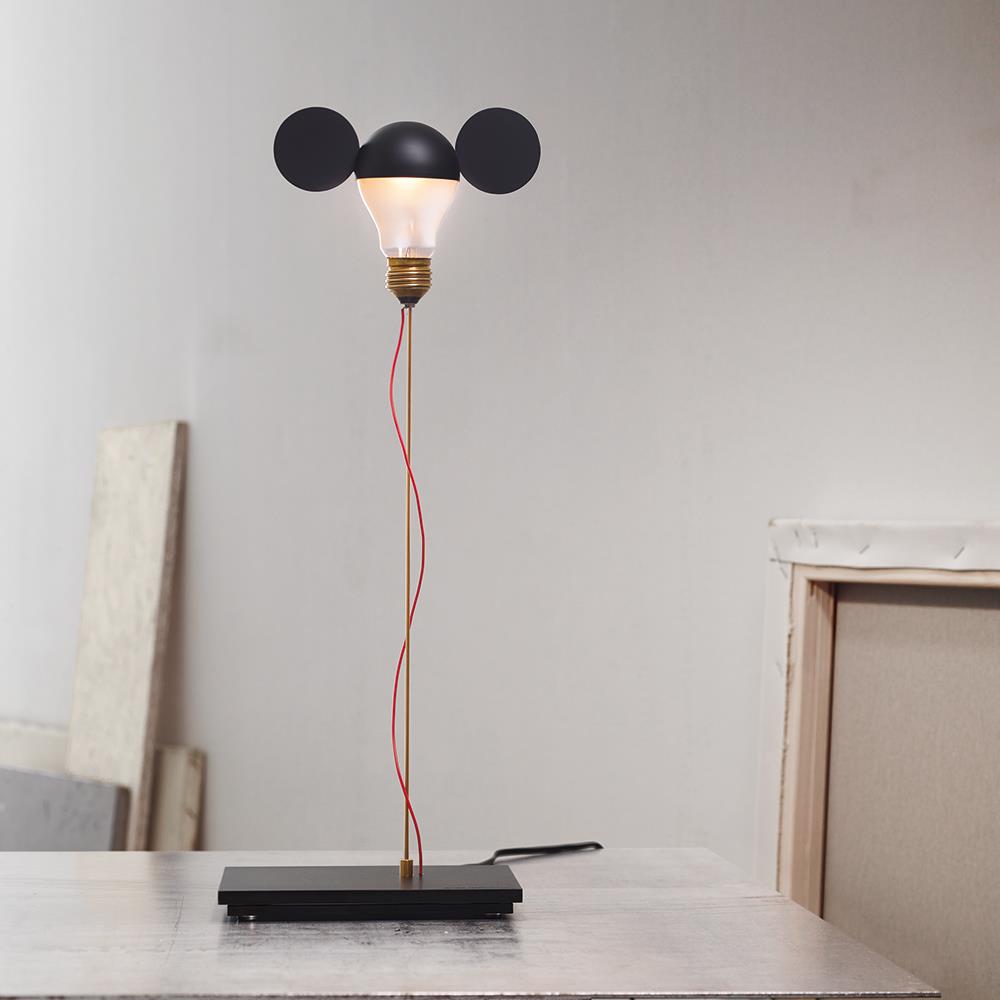 Ingo Maurer I Ricchi Poveri table lamp