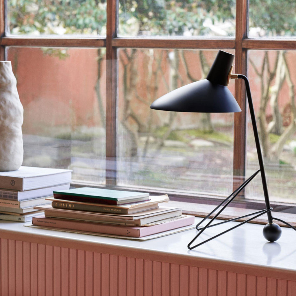 &Tradition HM9 Tripod Table Lamp
