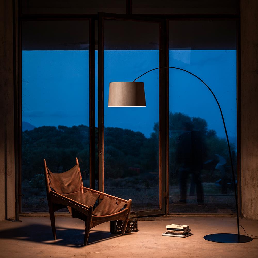 Twiggy floor light - wooden shade