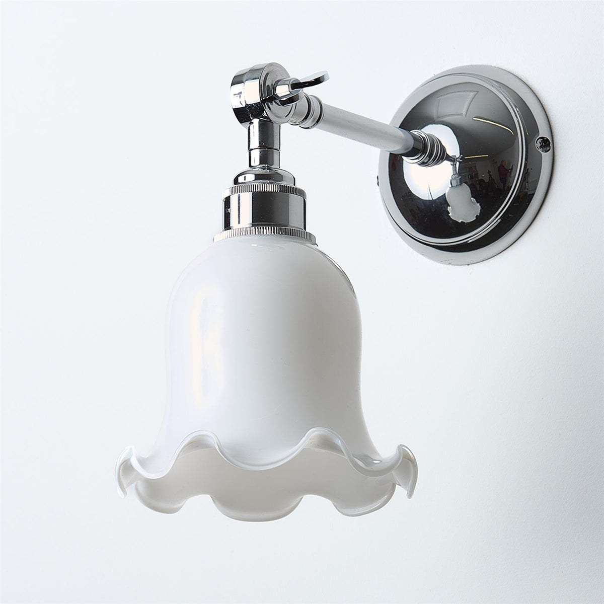 Old School Electric Tulip Wall Light : Adjustable Arm