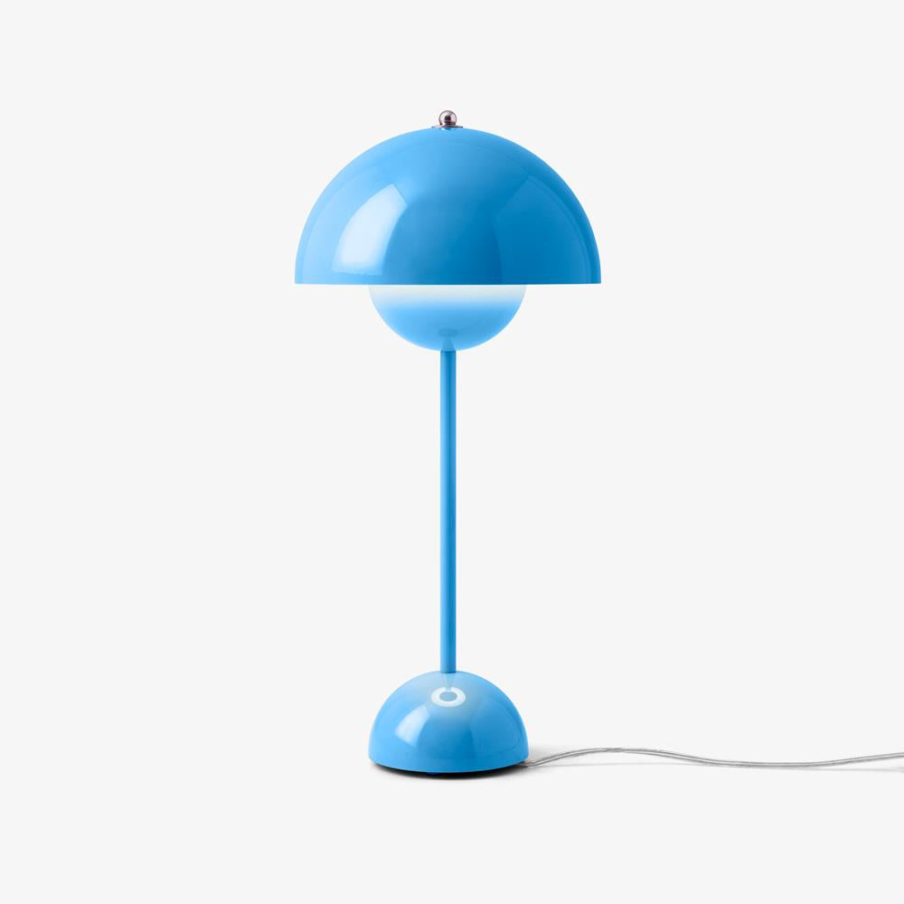 &Tradition VP3 Flowerpot Table Lamp