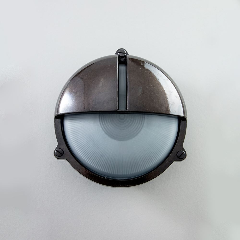 Old School Electric Round Bulkhead with Eyelid