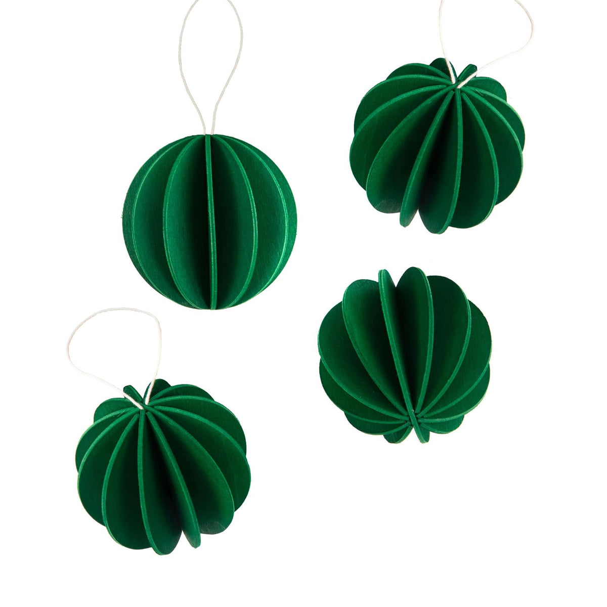 Lovi Wooden Christmas Baubles- Diameter : 6cm, Set of 4