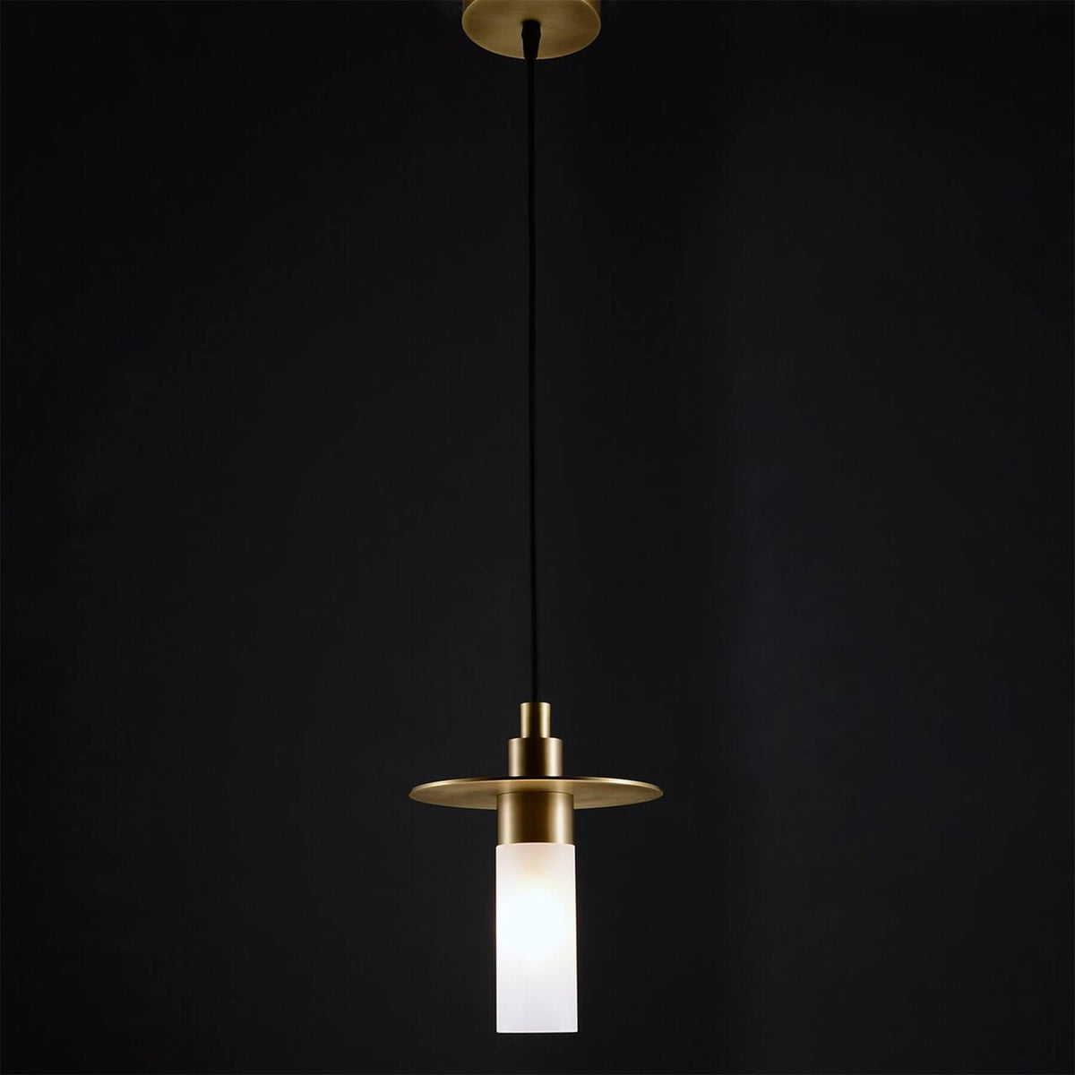 Jimmy Raiden Felix Pendant Light