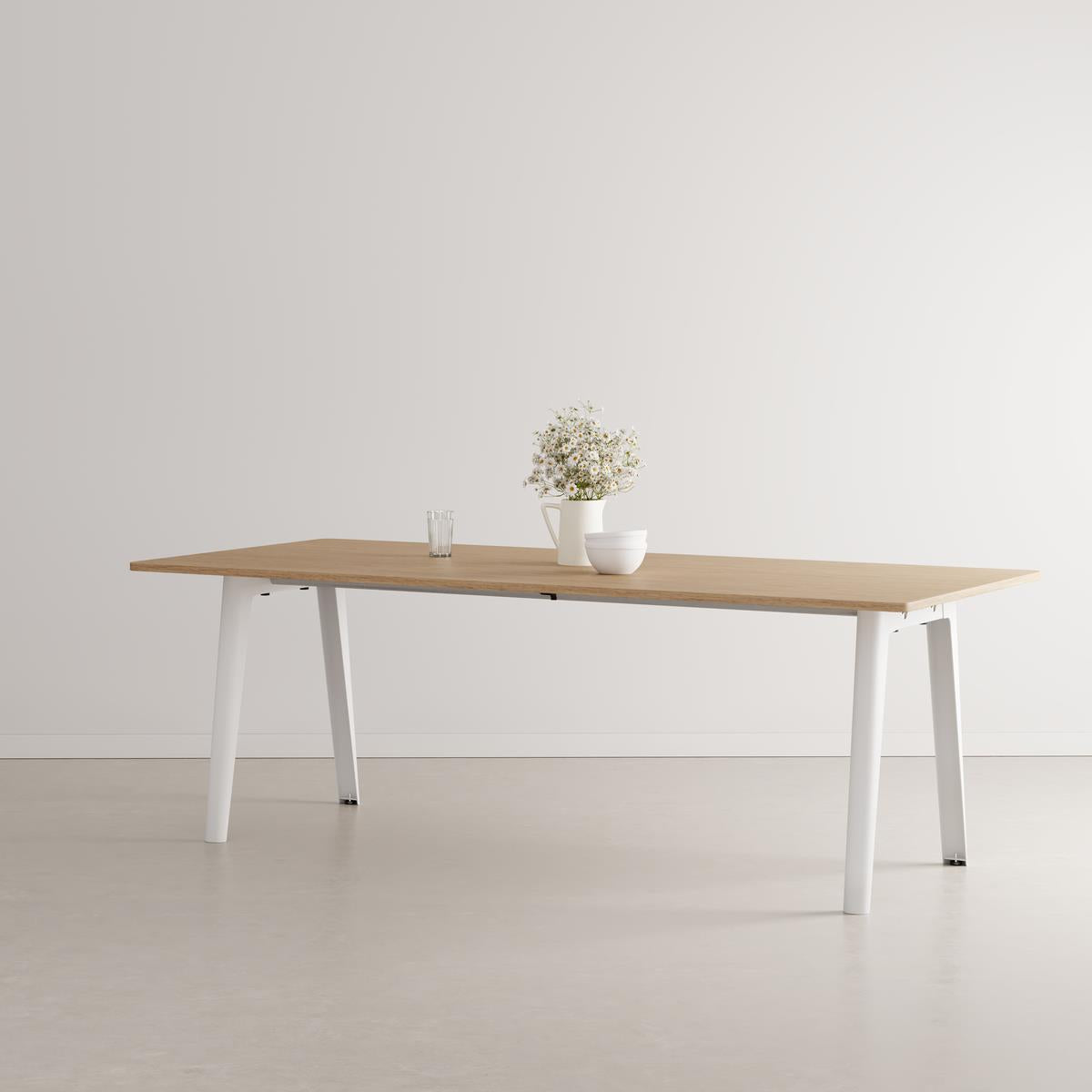 TIPTOE New Modern Table