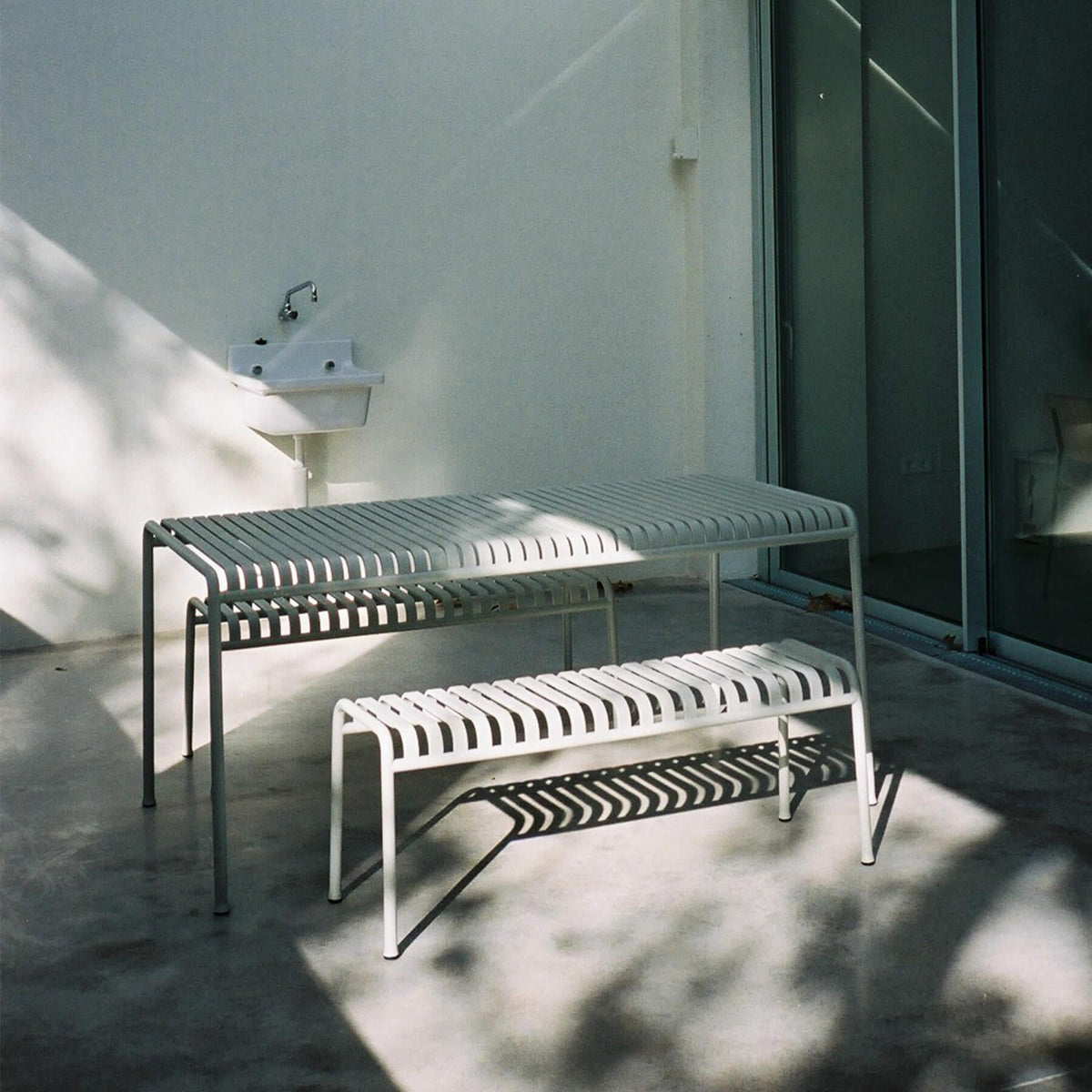 HAY Palissade Garden Picnic Set - Curated by Holloways of Ludlow