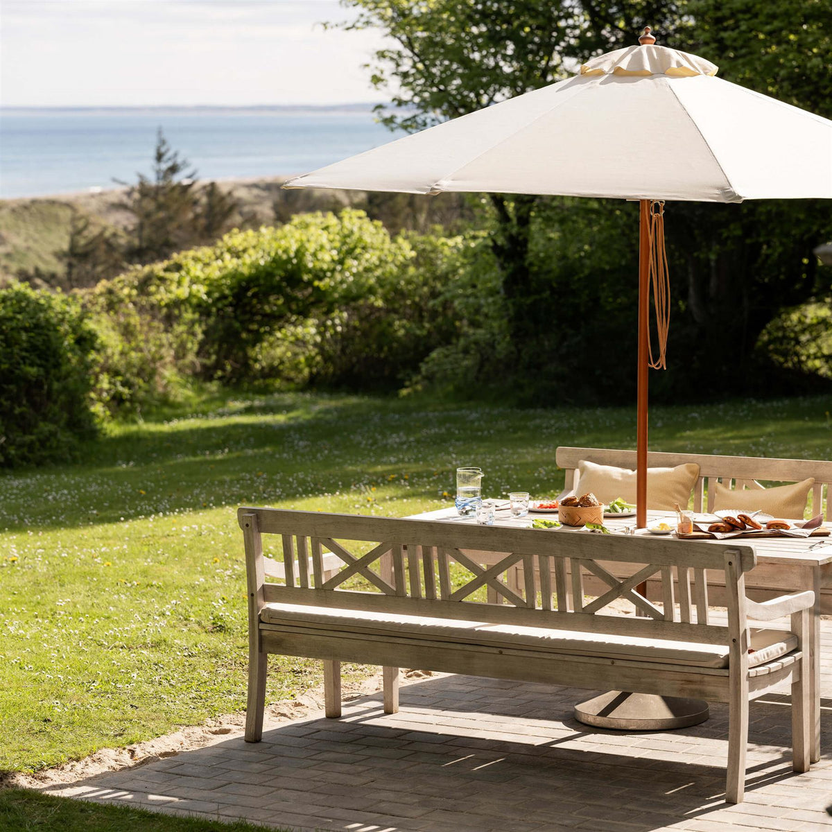 Fritz Hansen Messina Round Umbrella
