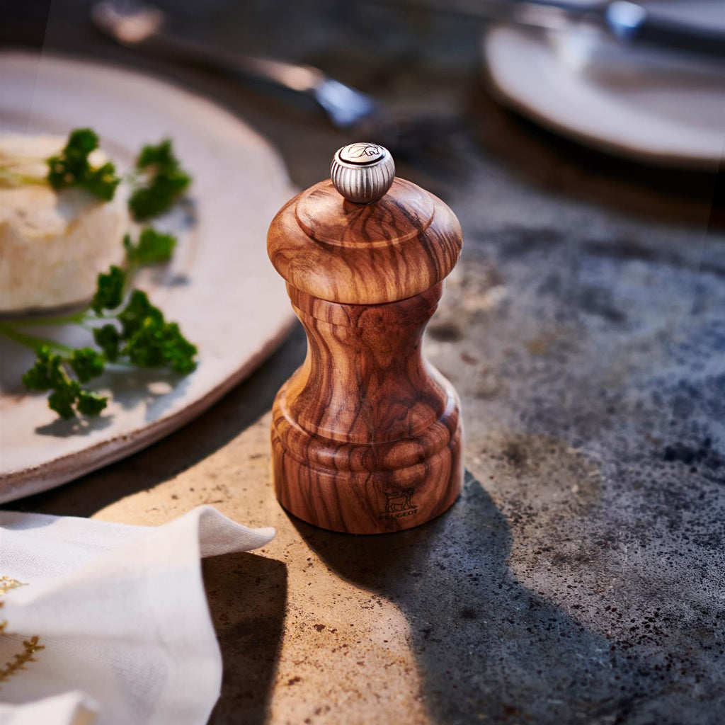 Peugeot Bistro Classic Salt & Pepper Mill Set in Olive Wood