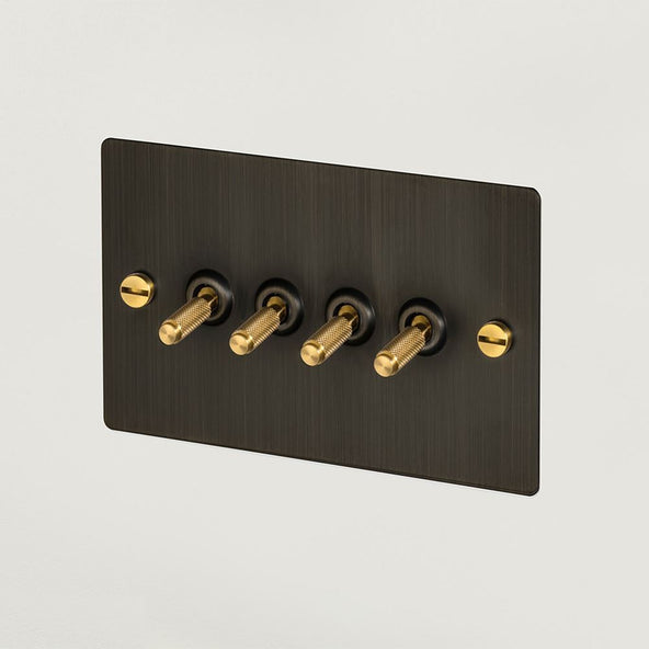 Outlet 4G toggle switch - Smoked bronze / brass
