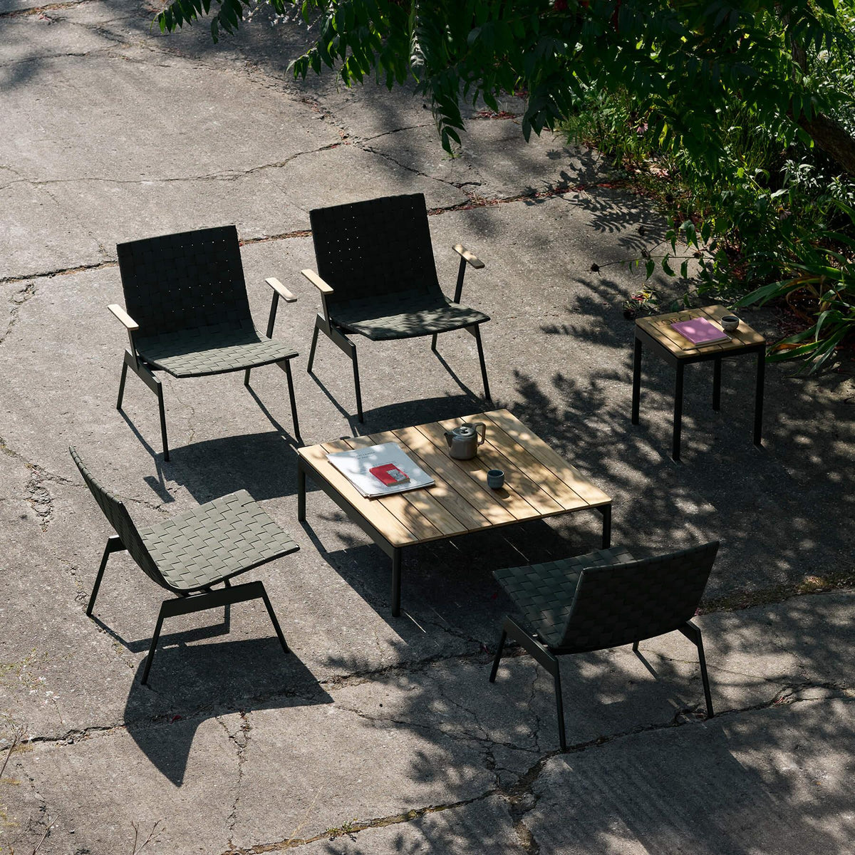 &Tradition Ville AV44 & AV55 Garden Lounge Chair