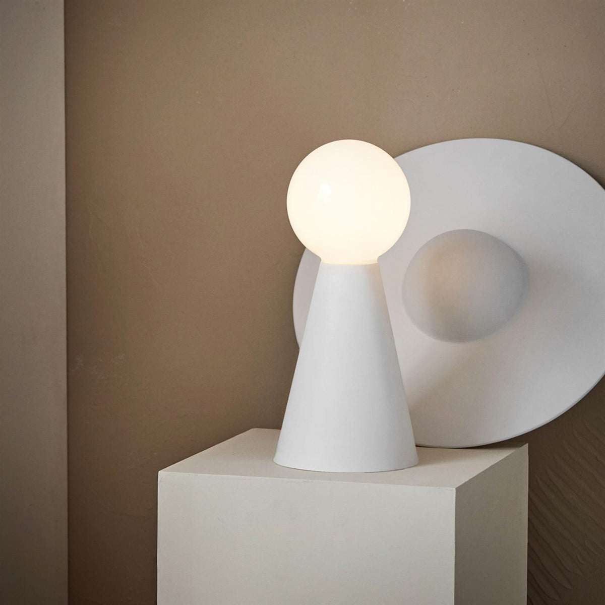 MOEBE Ceramic Table Lamp