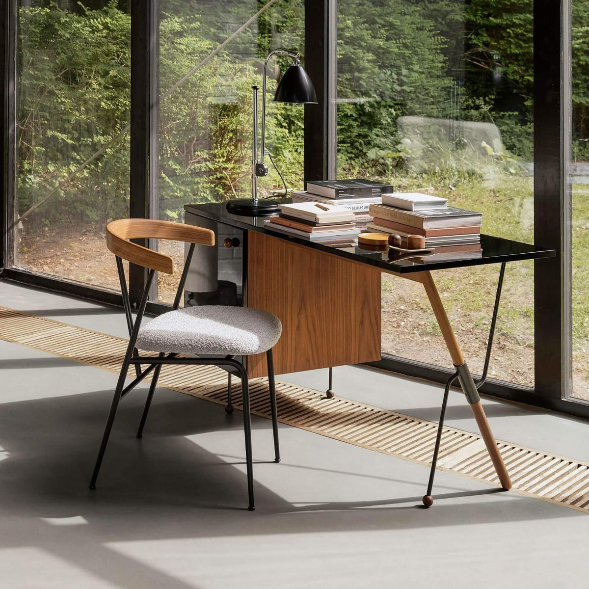 GUBI Violin Dining Chair Upholstered Seat