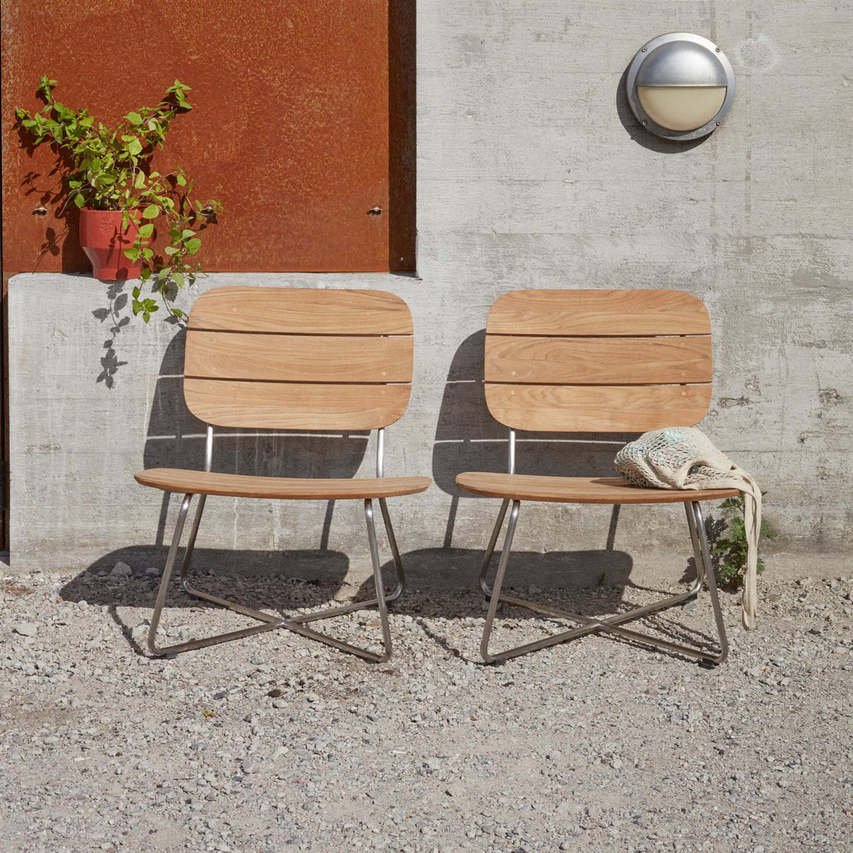 Fritz Hansen Lilium Garden Lounge Chair