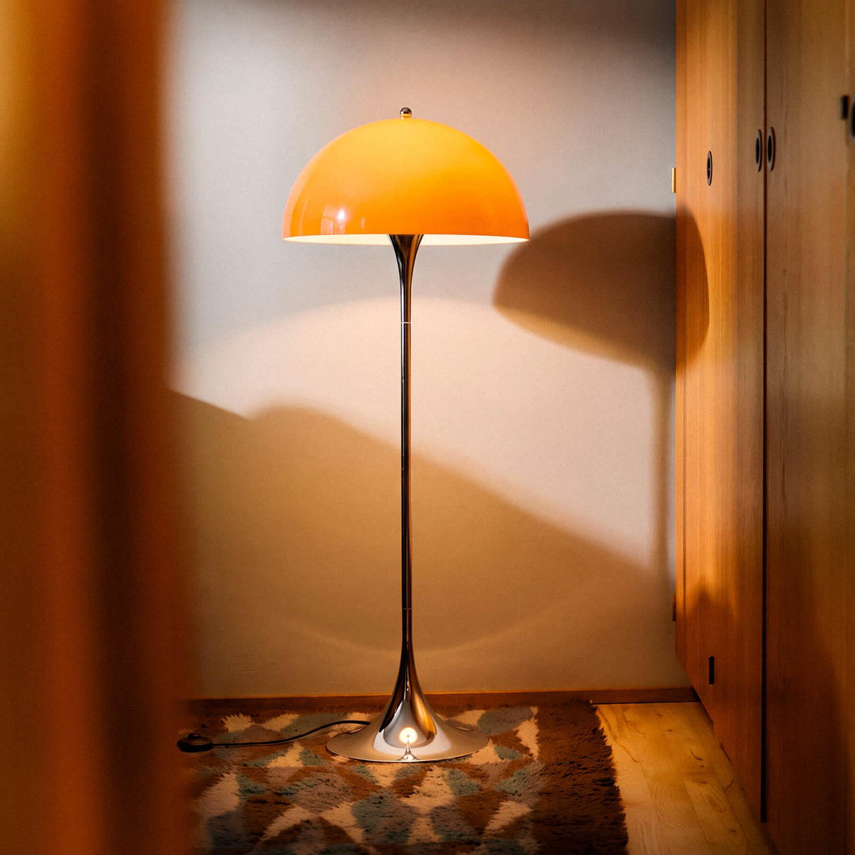 Louis Poulsen Panthella 500 Original Collection Floor Lamp
