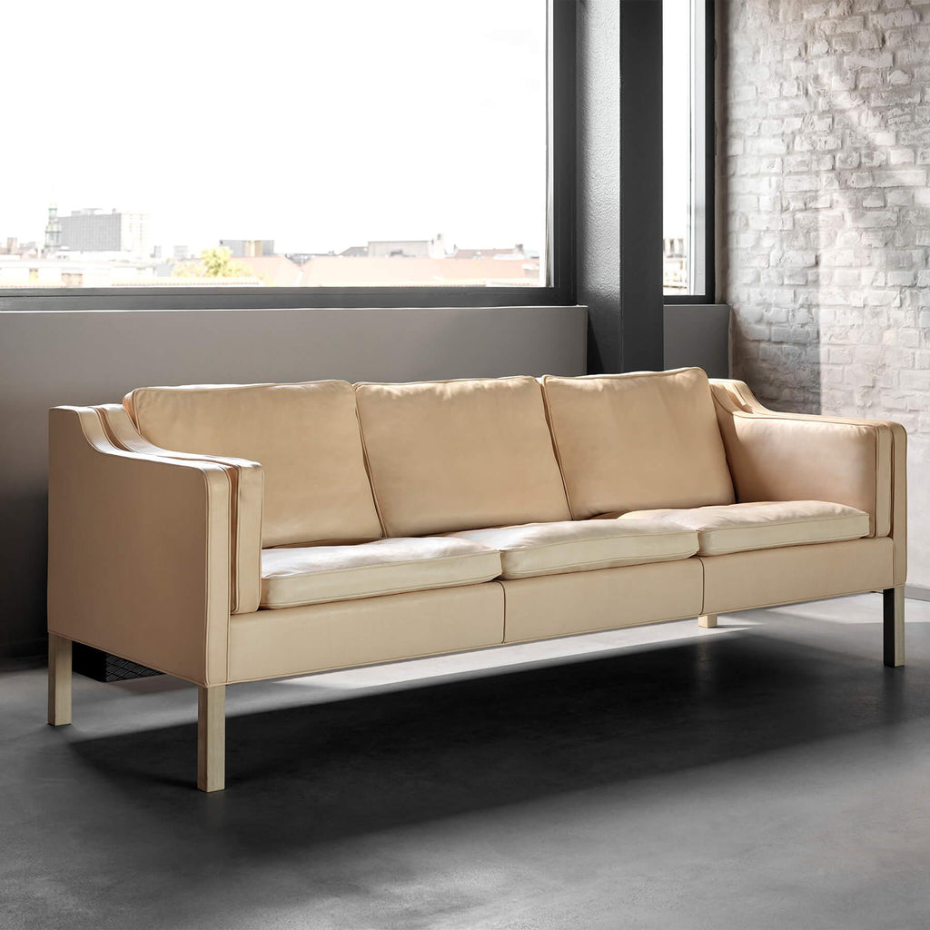 Fredericia Mogensen 2213 3+ Seater Sofa