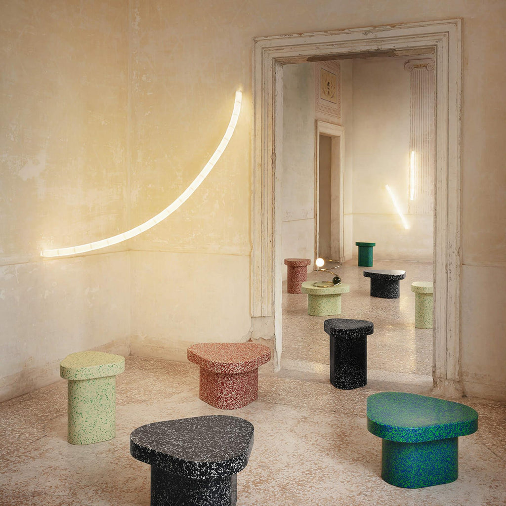 TOOY Tratti Wall to Ceiling Light