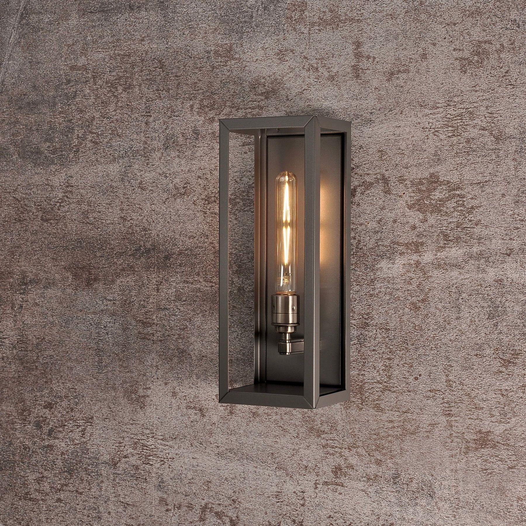 Chelsea British Box Light