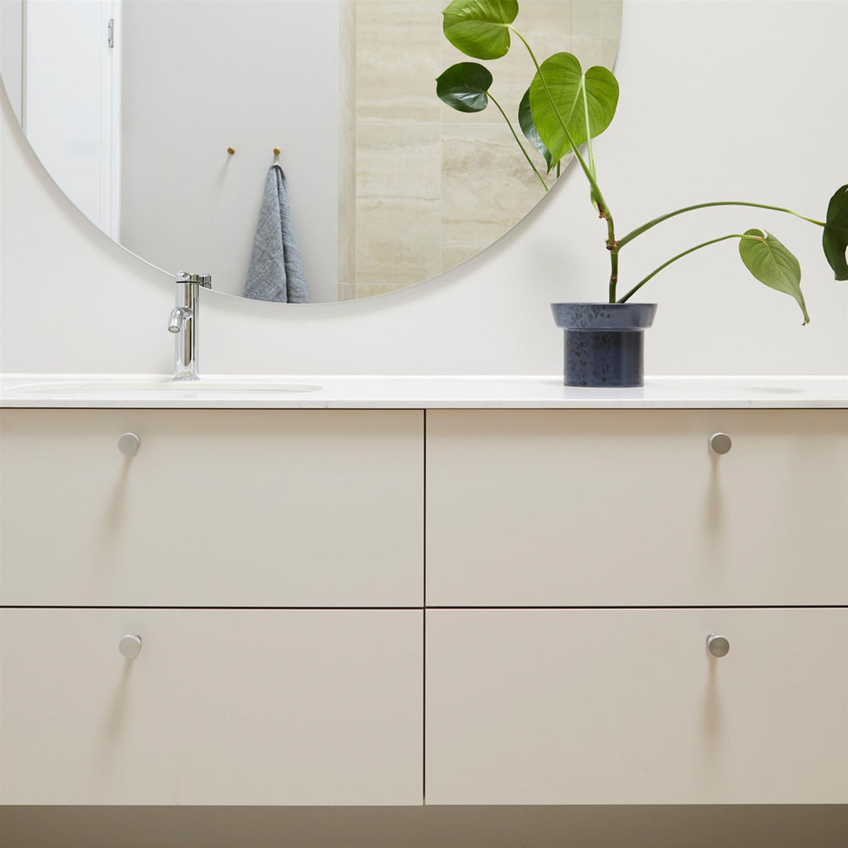 Form & Refine Angle Hook
