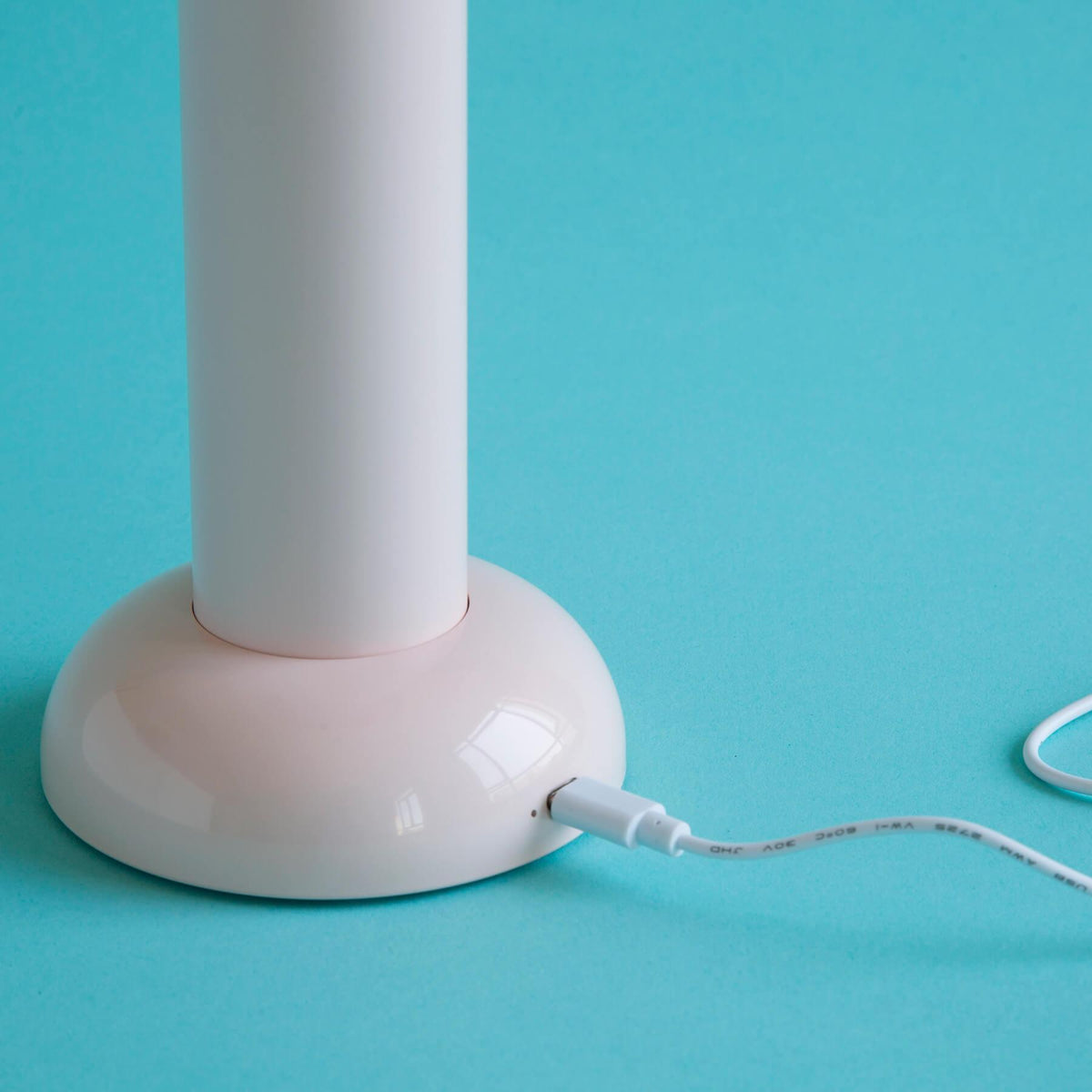Sowden PL2 portable rechargeable lamp
