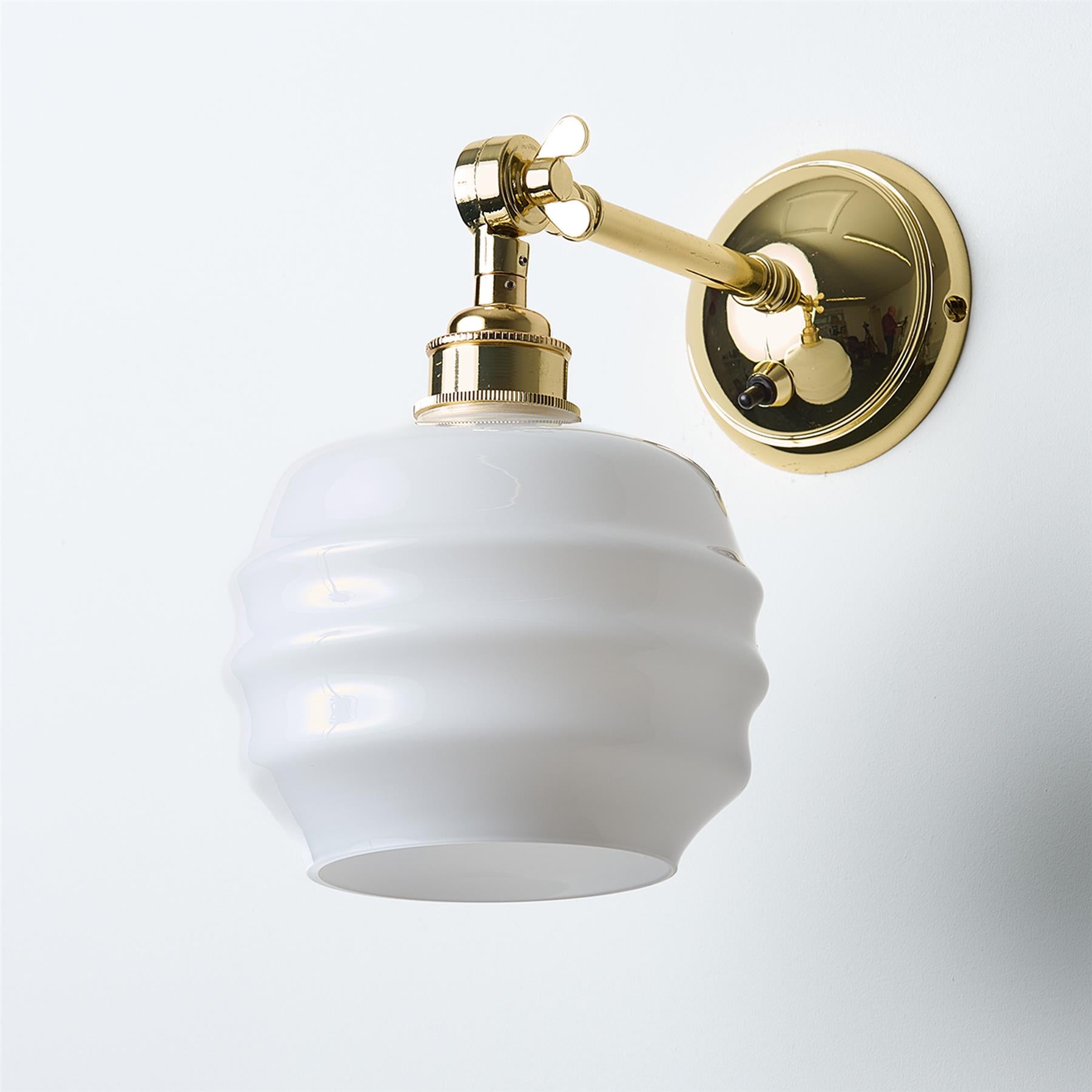 Old School Electric Deco Wall Light : Adjustable Arm