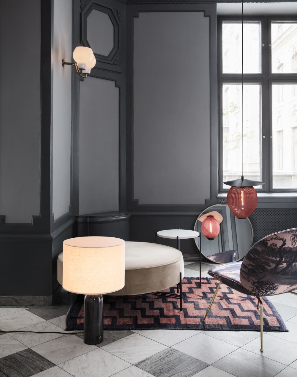 GUBI Gravity Table Lamp - Small