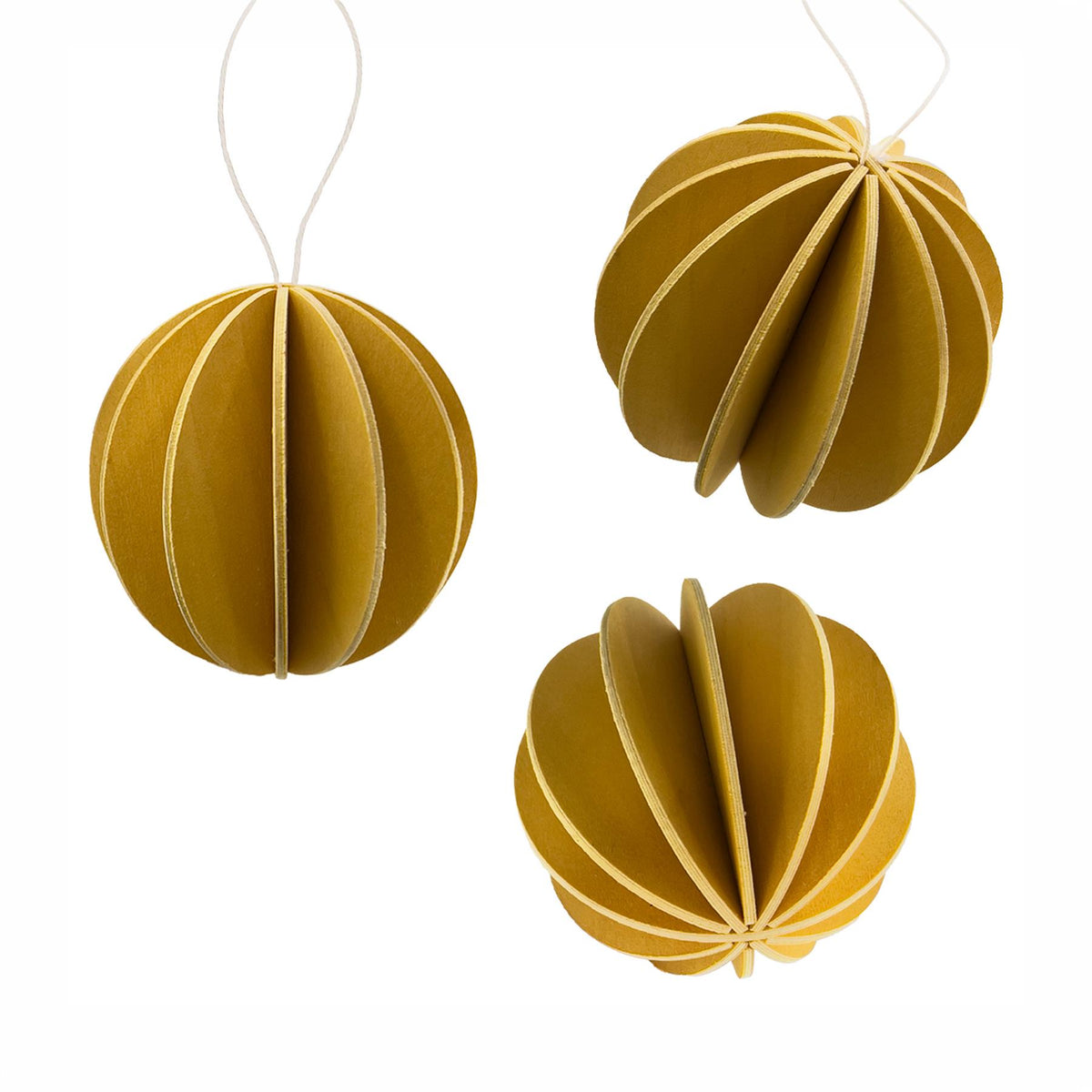 Lovi Wooden Christmas Baubles- Diameter : 8cm, Set of 3