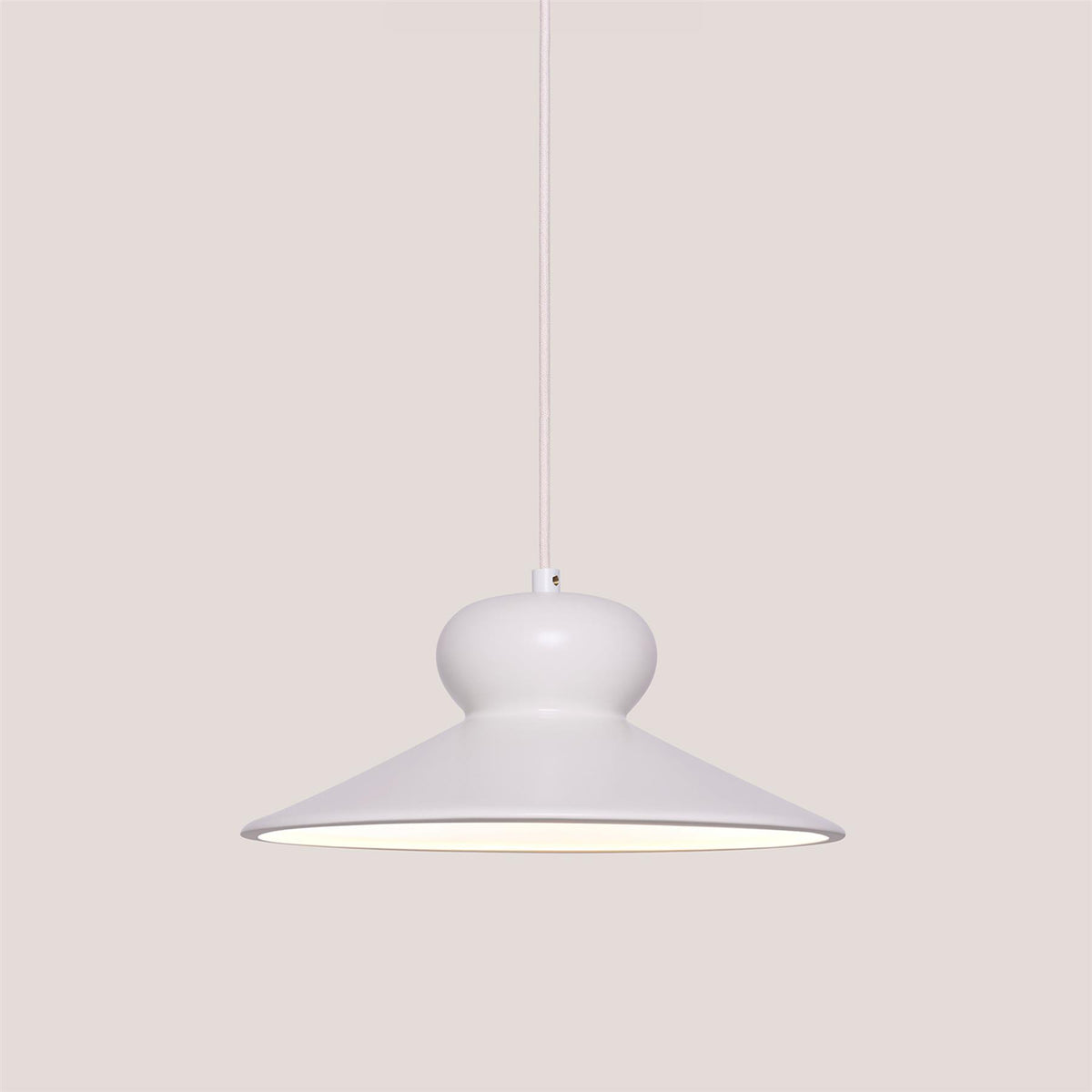 Patricia Lobo Ova Pendant Light