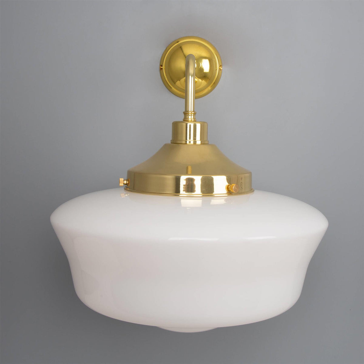Mullan Lighting Schoolhouse Vintage Wall Light