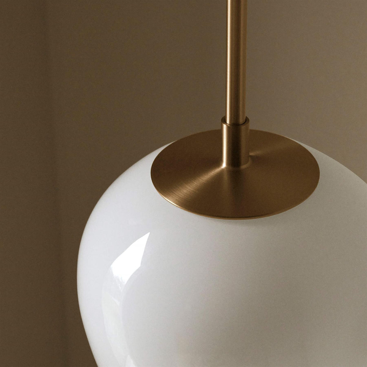 Carl Hansen & Son Tulip Pendant