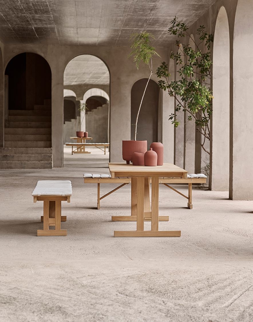 Carl Hansen & Son BM1771 Outdoor Table