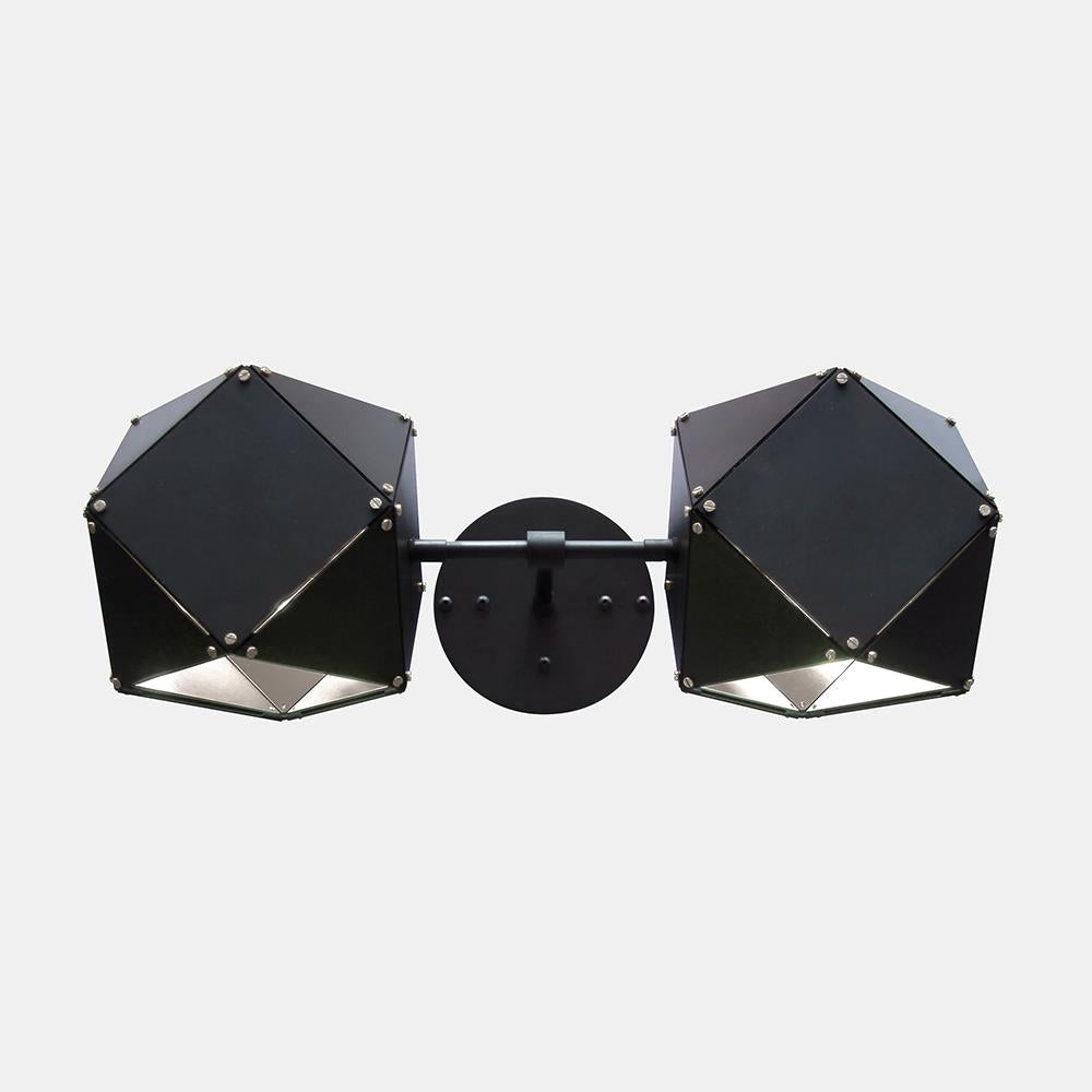 Welles wall sconce
