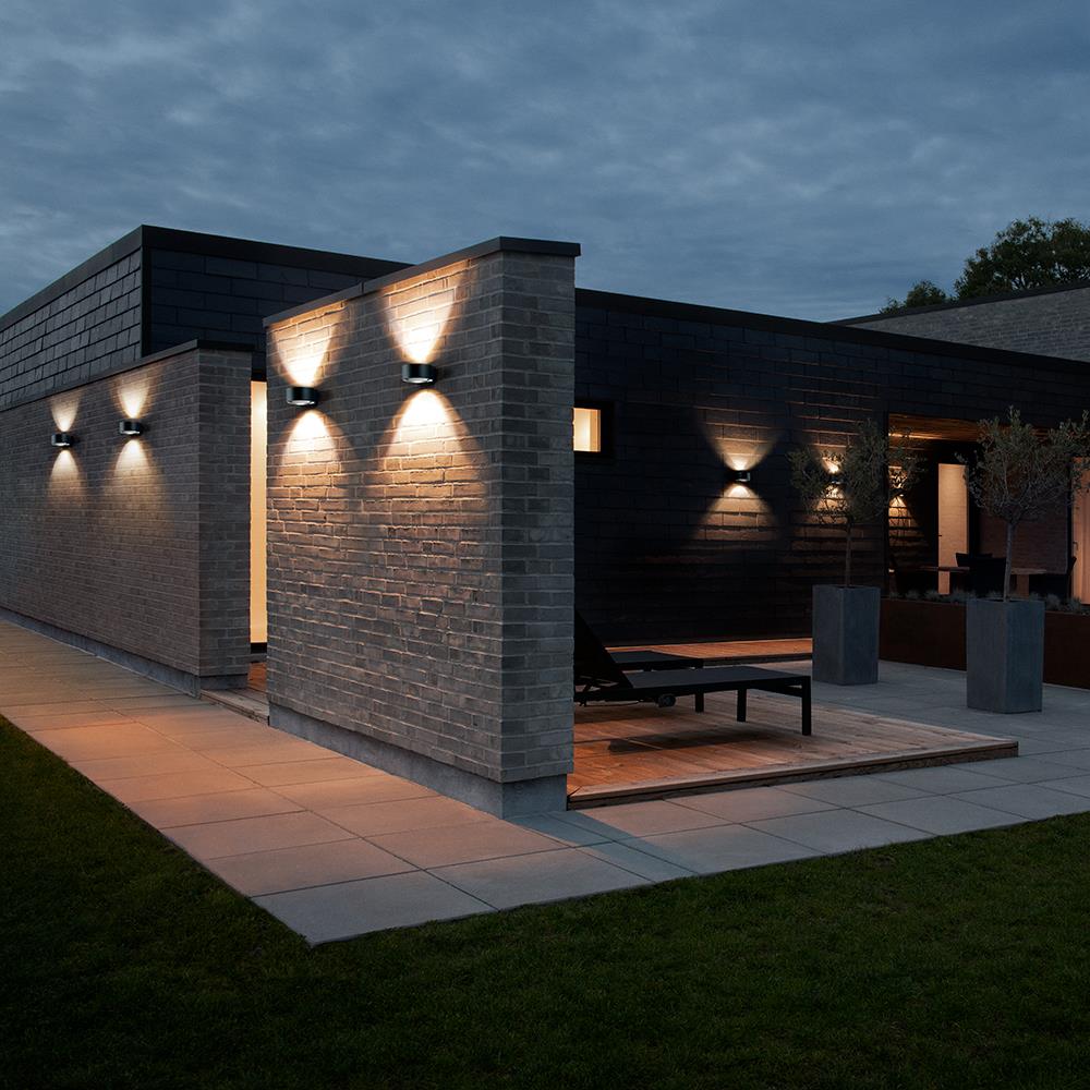 Orbit wall light by Light-Point