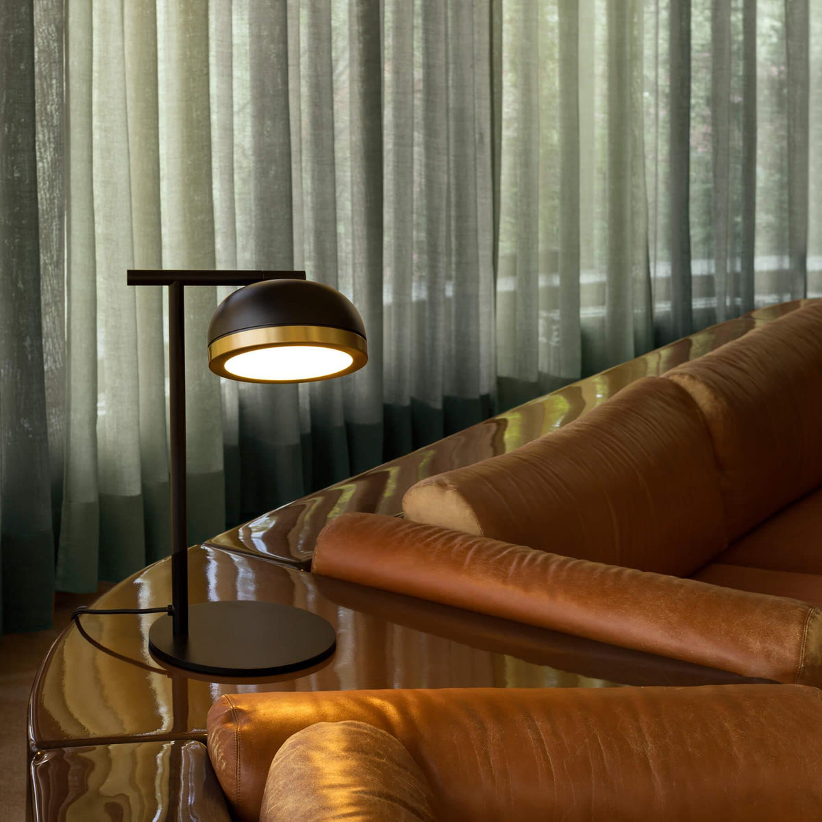 TOOY Molly Table Lamp
