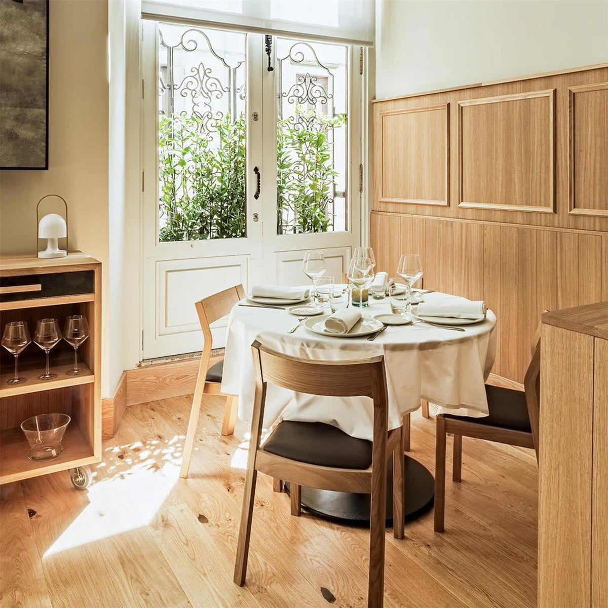 Case Furniture Profile Chair