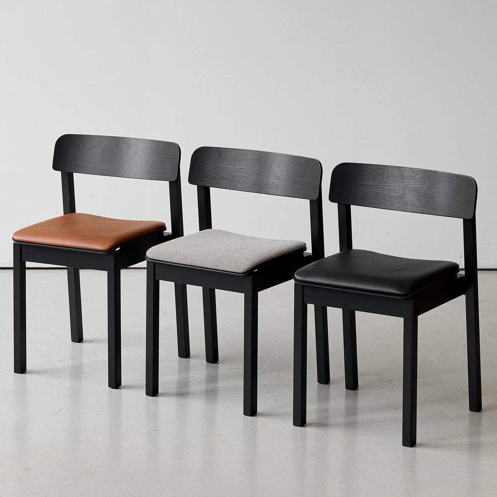 MOEBE Everyday with Upholstered Seat Dining Chair