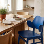 Warm Nordic Gesture Dining Chair
