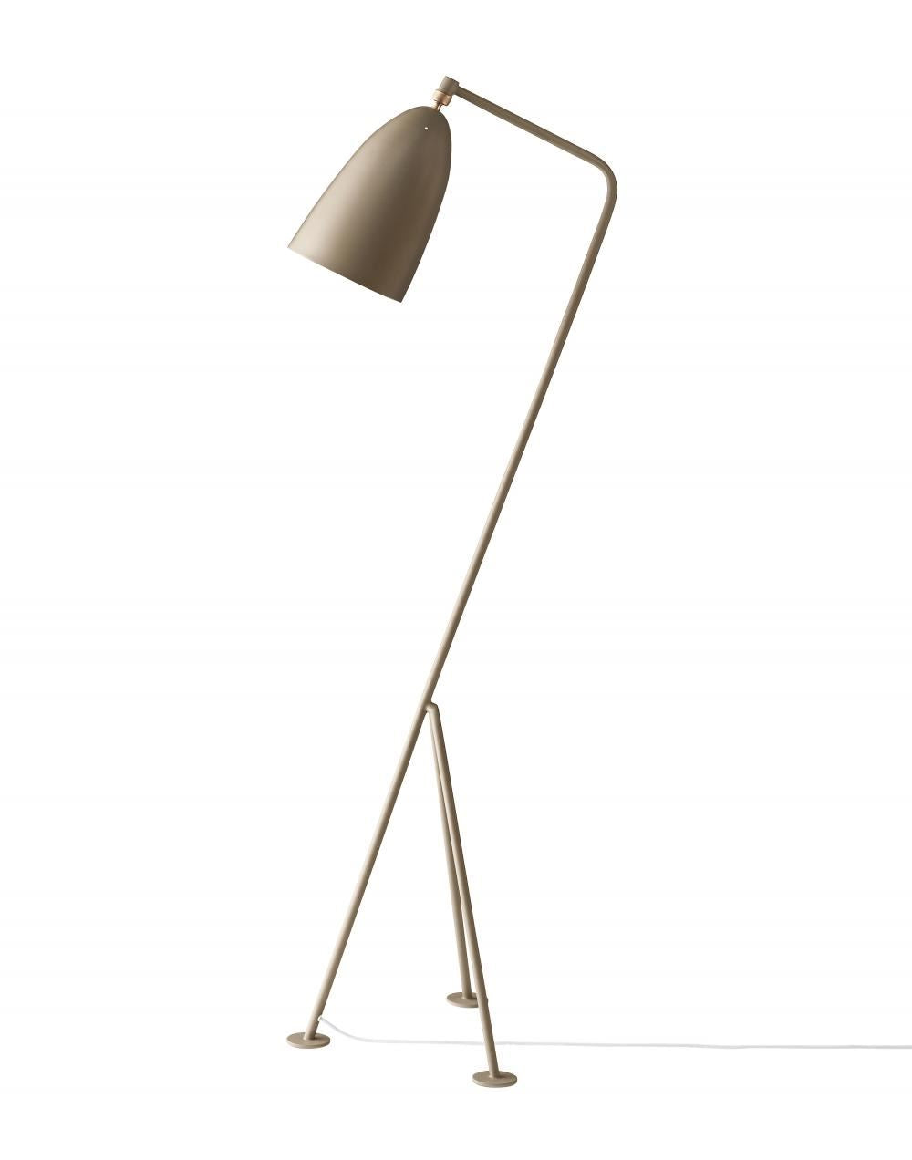 GUBI Grashoppa Floor Lamp