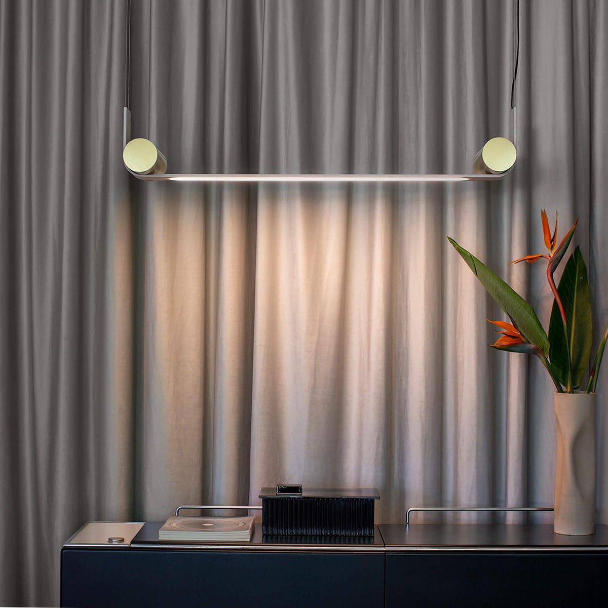 TOOY Nastro Linear Pendant