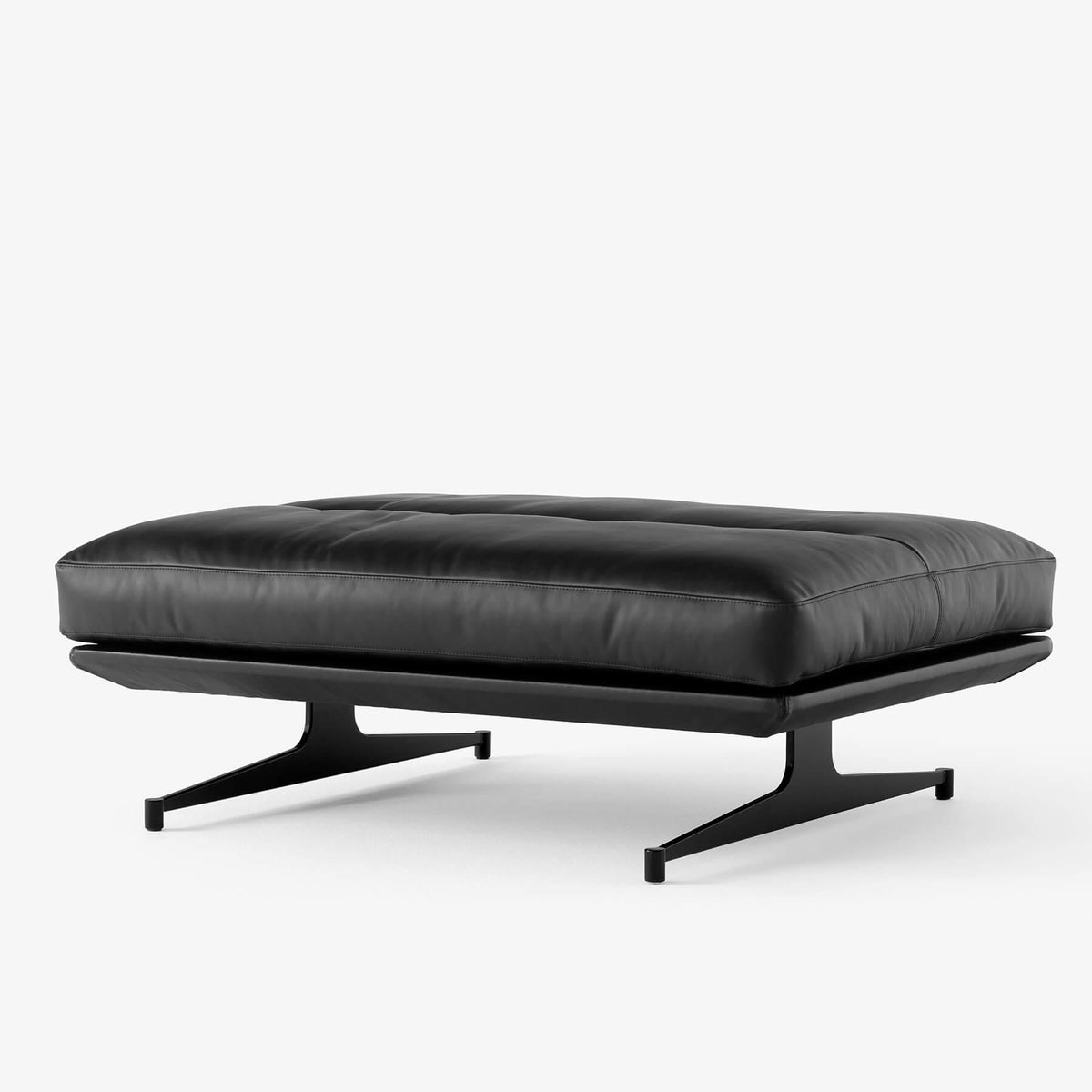 &Tradition AV32 Inland Pouf