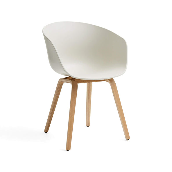 Outlet HAY About A Chair 22 - Melange Cream 2.0, Lacquered Oak, Felt Gliders
