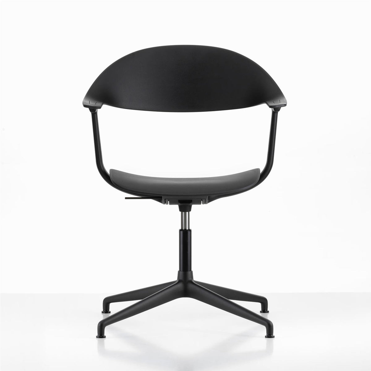 Vitra Mynt Studio Chair with 4 Star Base